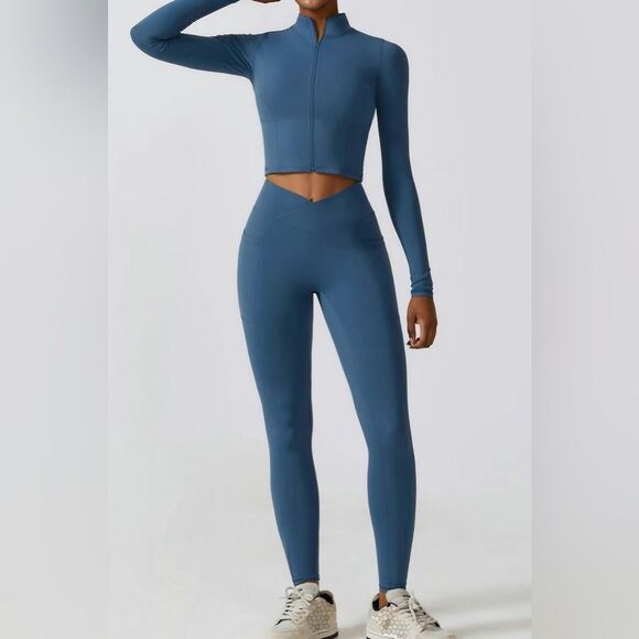 Two-piece Women's Solid Color Zip Up Crop Coat & High Waist Leggings Tracksuit - Picture 1 of 7